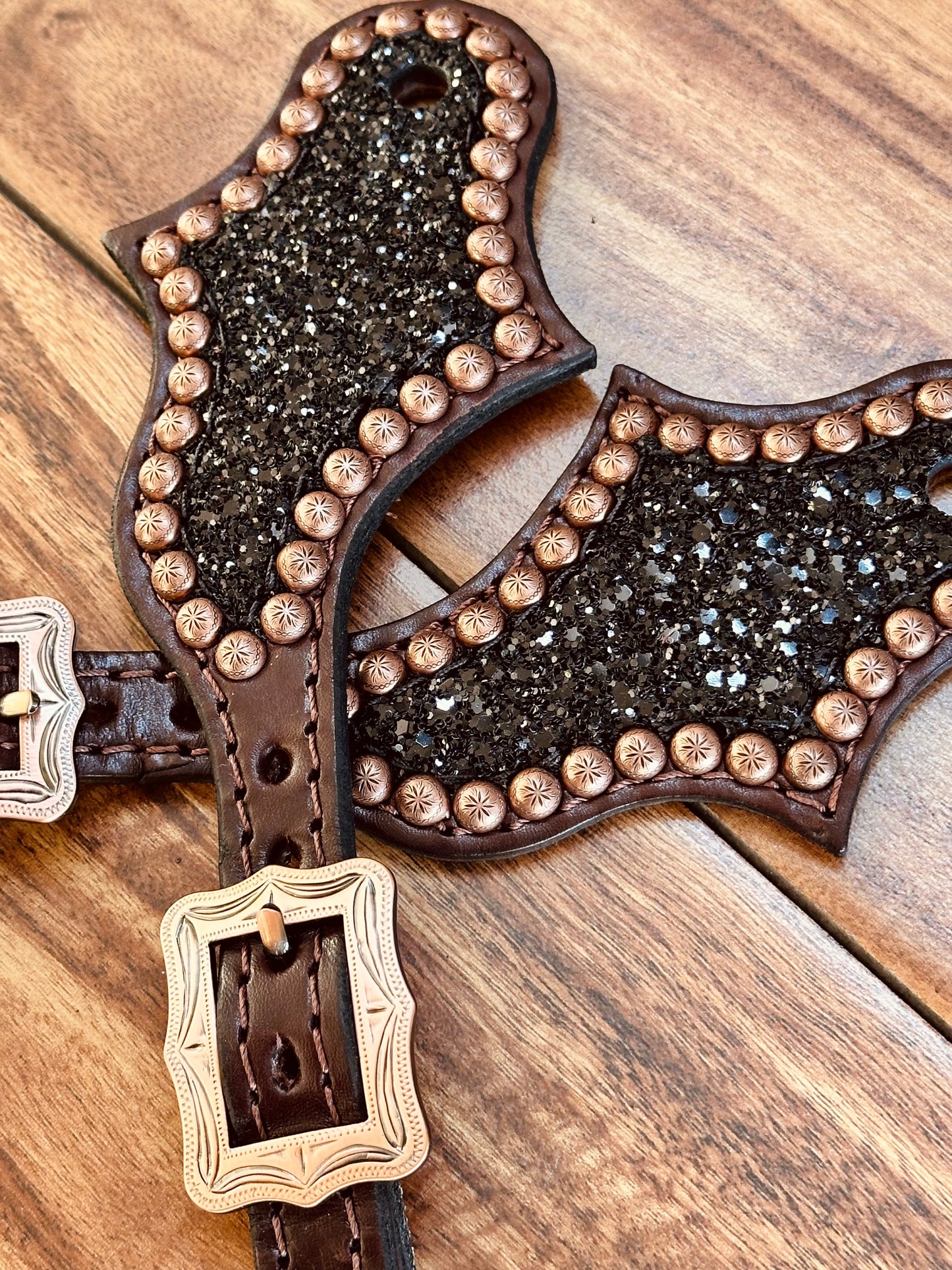 Black Chunky Glitter XL conchos