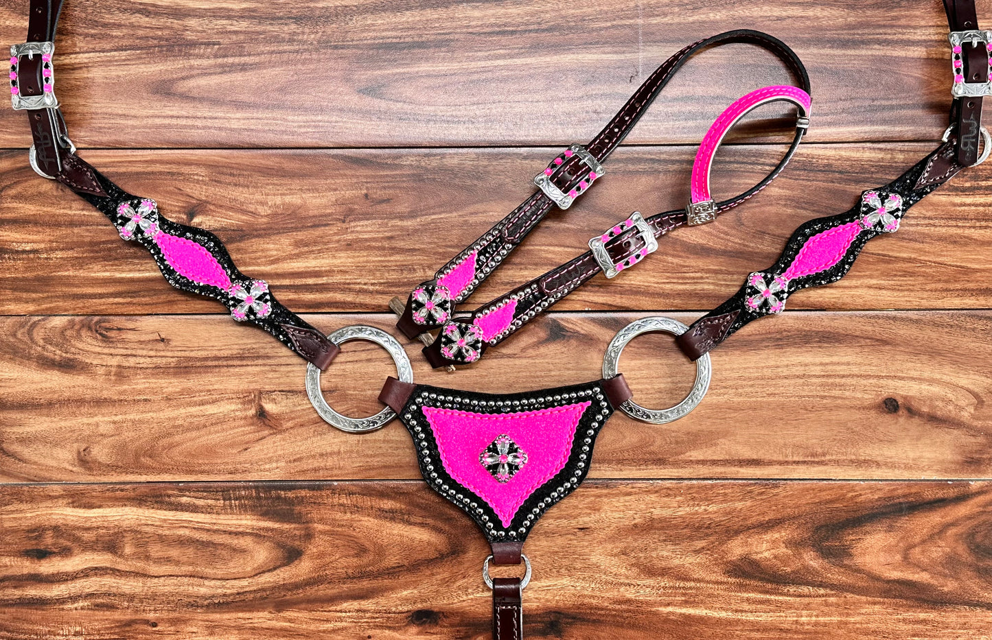 Gladiator pink glitter over black cheetah.