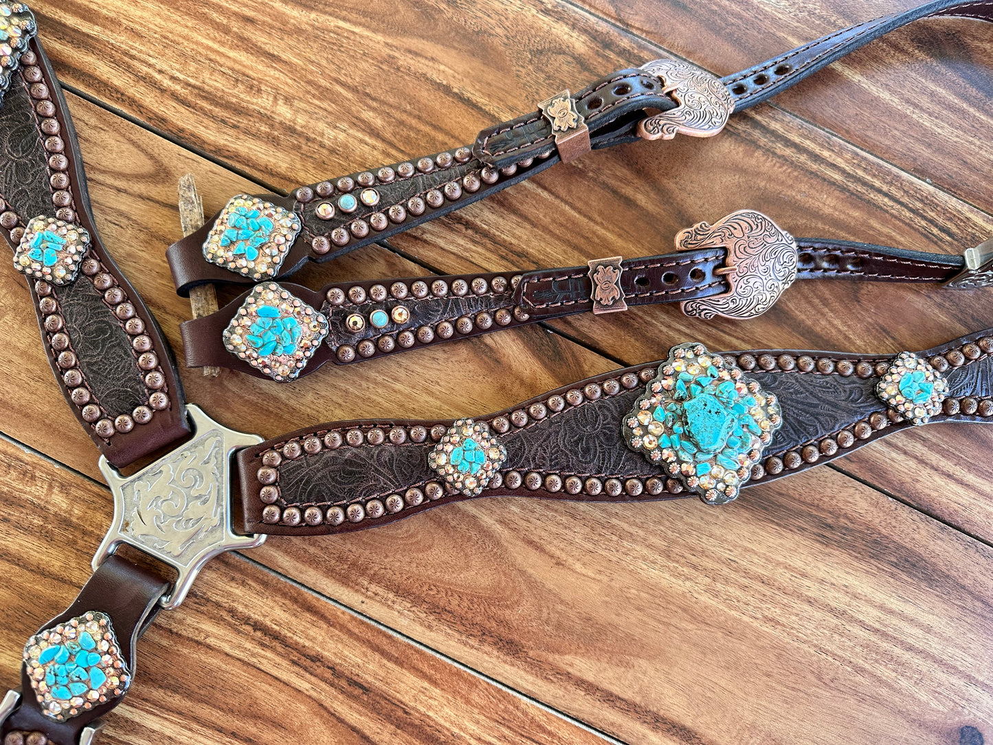 Brown tooled with turquoise rocks