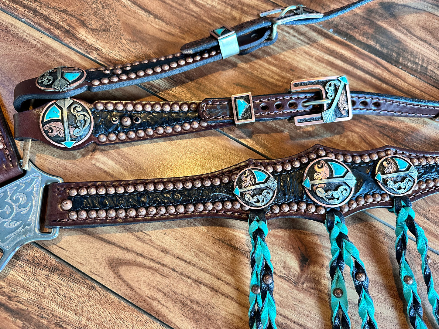 Black elephant with arrows and fringe