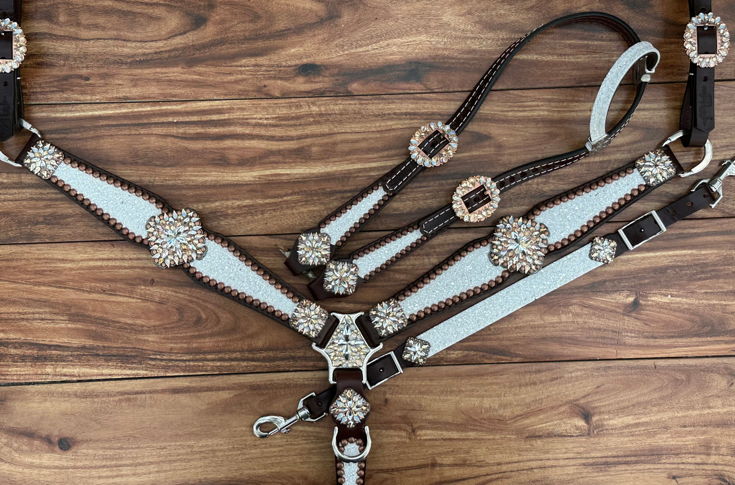 Chunky white glitter with XL conchos