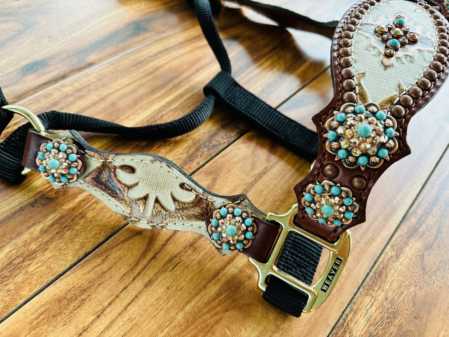 White Laredo with turquoise round conchos on dark oil