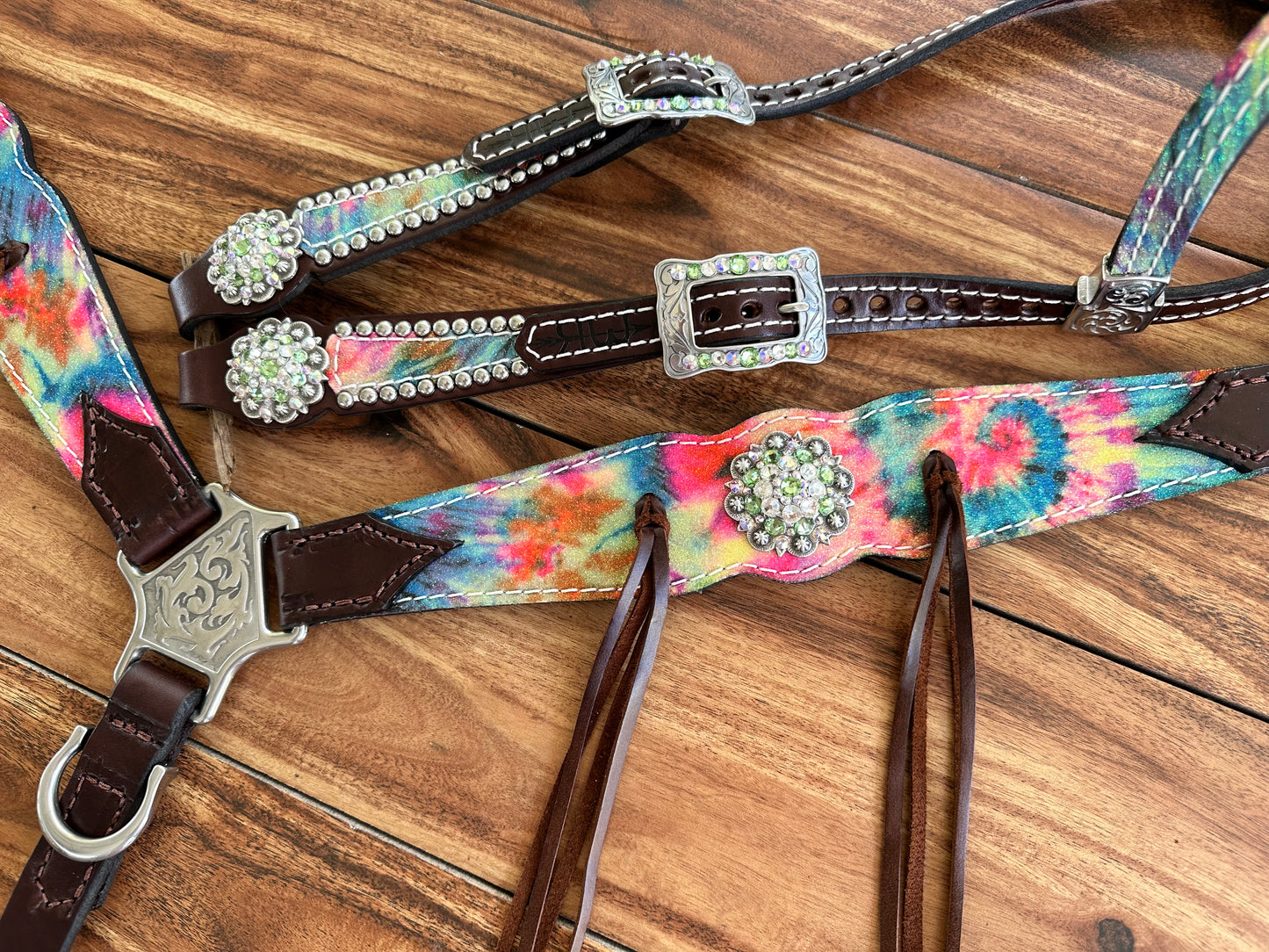 Tie dye glitter with ties