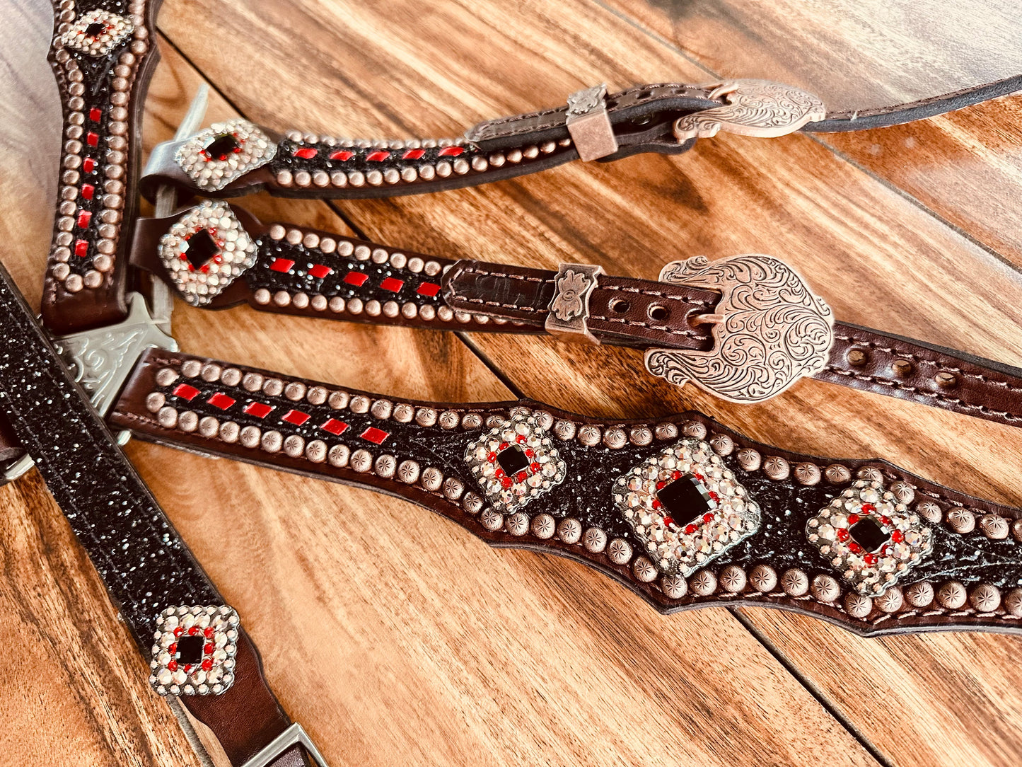 Chunky black glitter w/ metallic red buckstitch