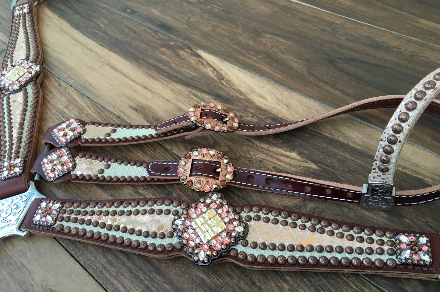 Cream Stingray with Rose Gold Overlay