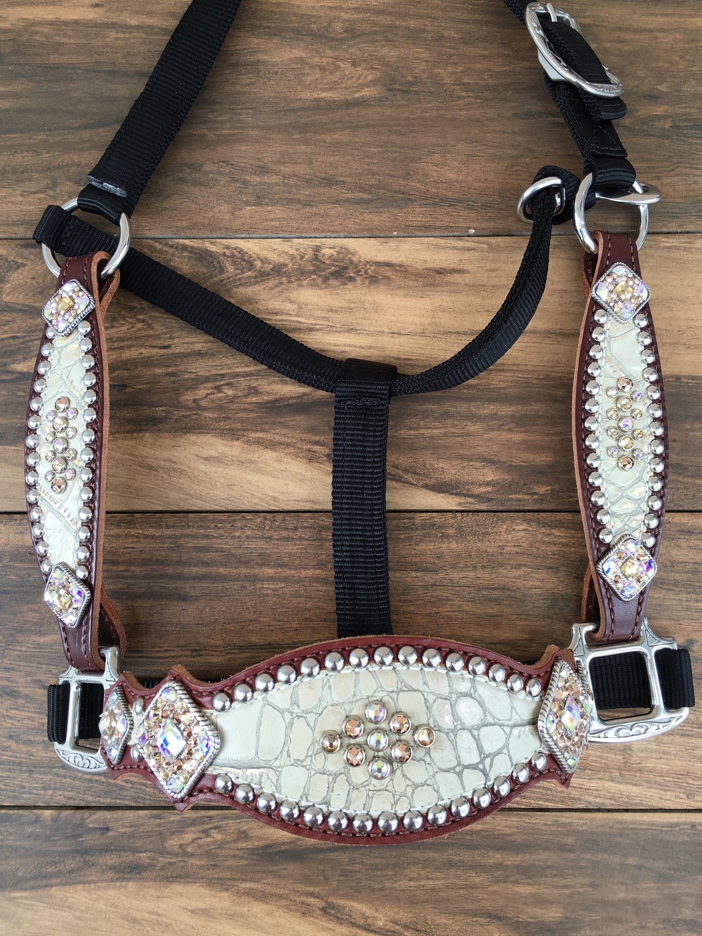 Cream Gator Halter W/ Cheeks