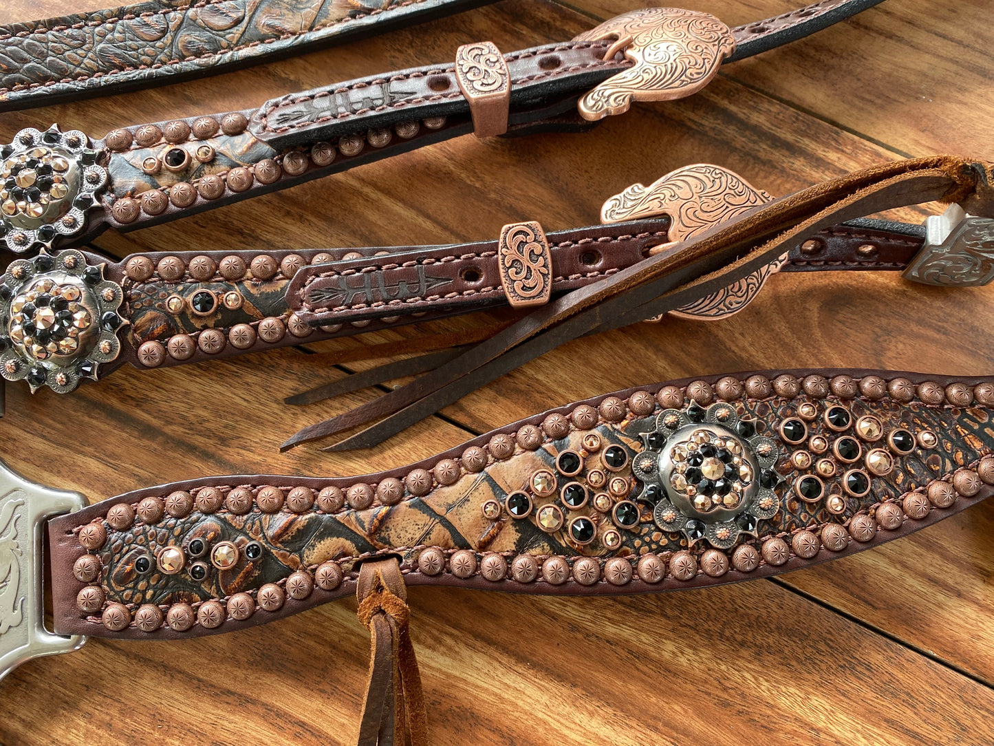 Copper frosted brown gator