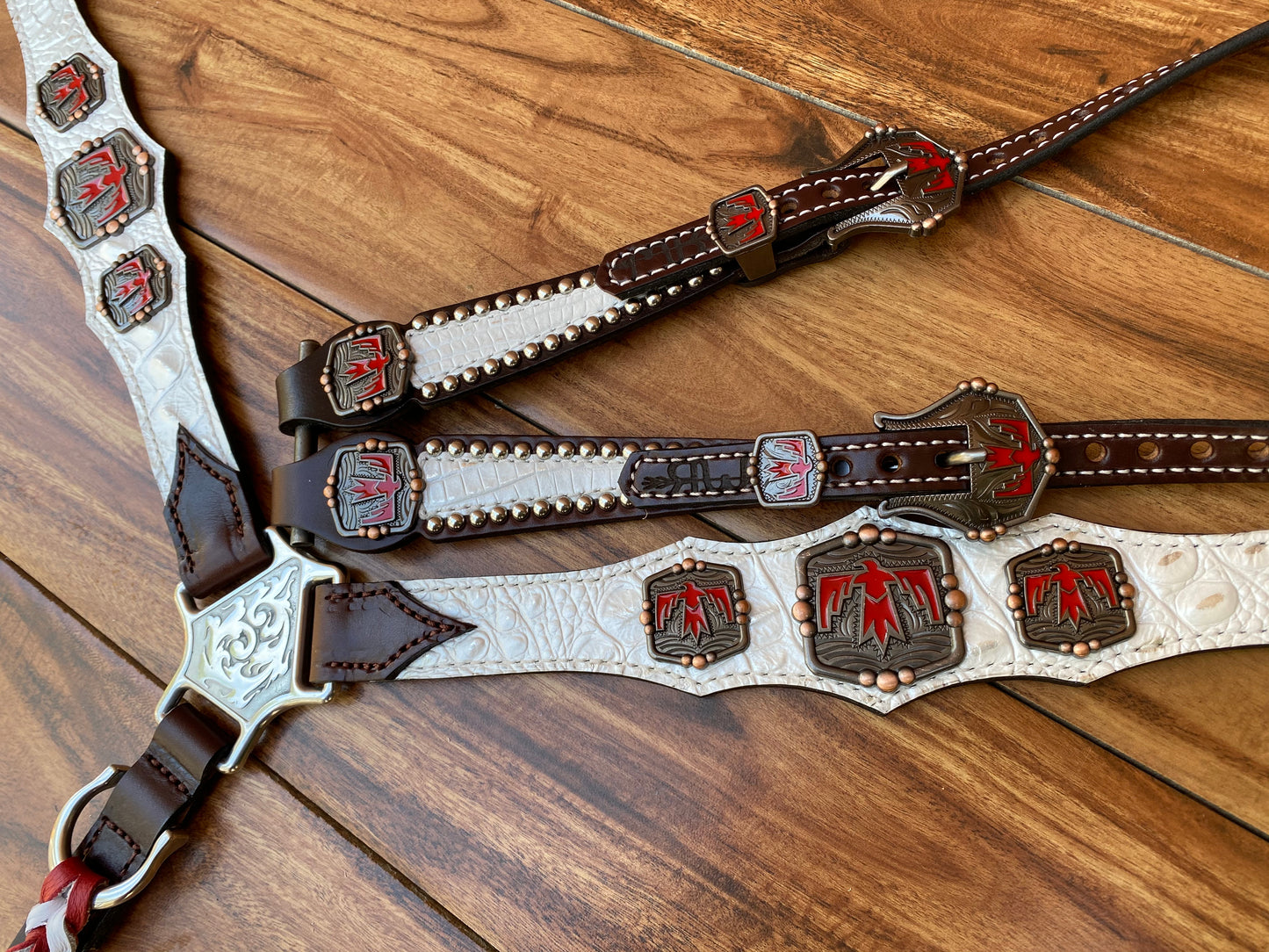 White gator with red thunderbird