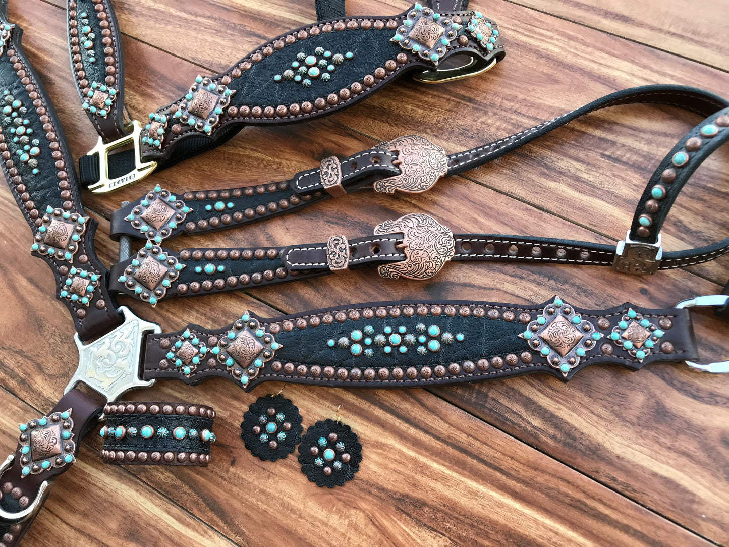 Black elephant with turquoise rocks