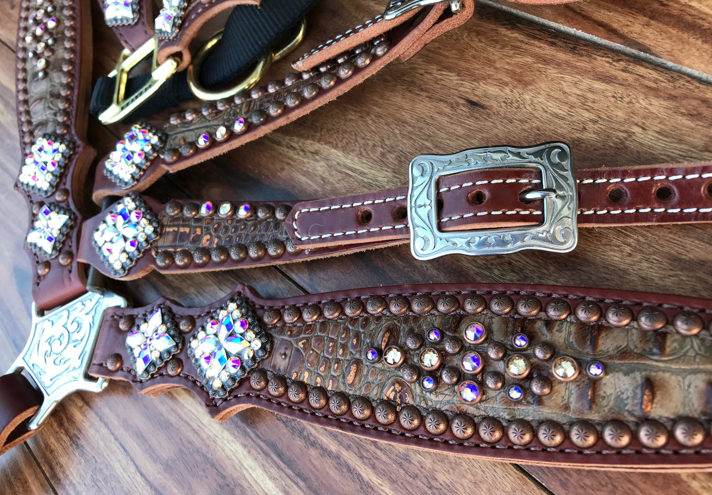 Copper frosted gator