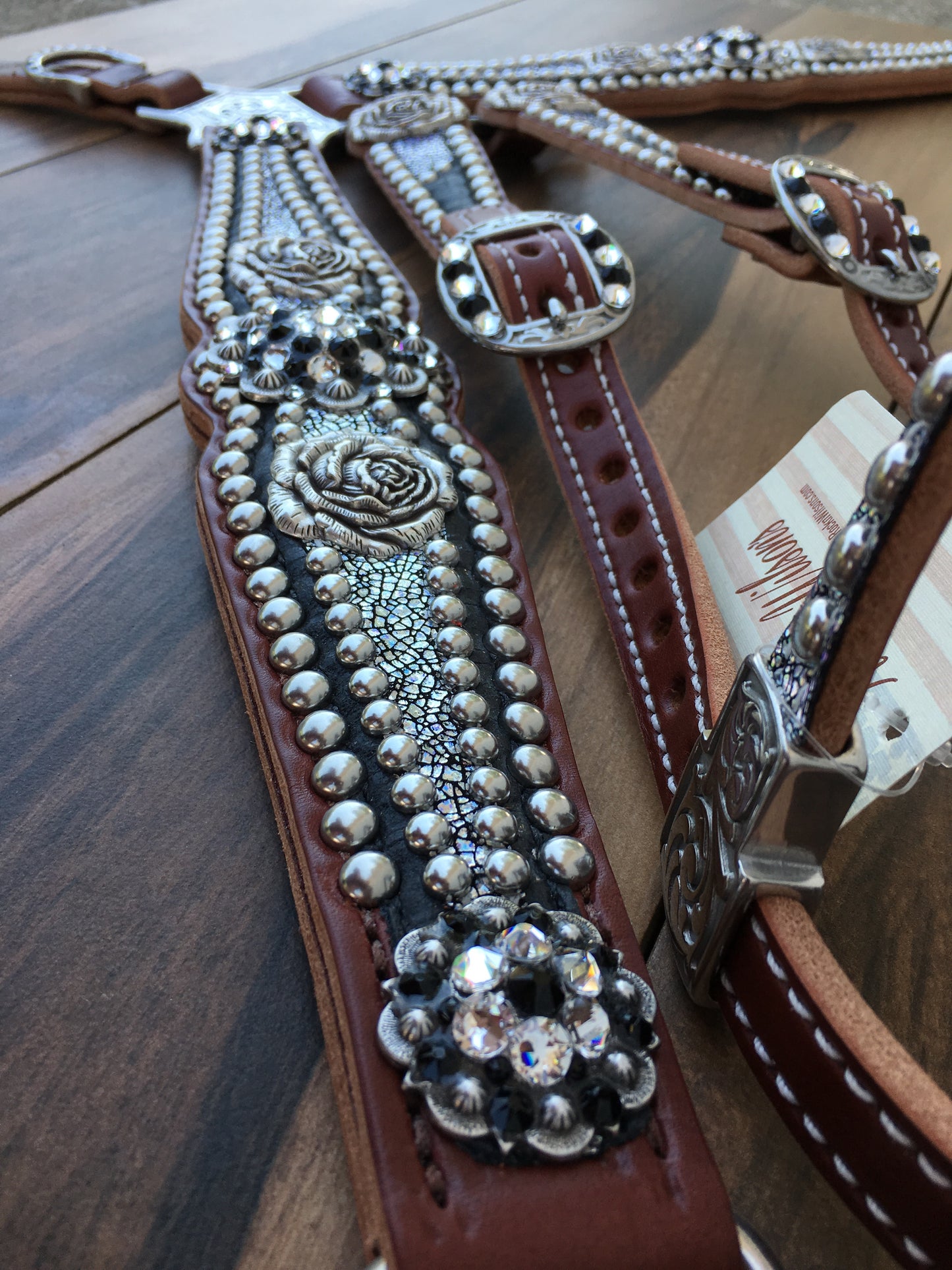 Black gator with Silver Ice and Roses