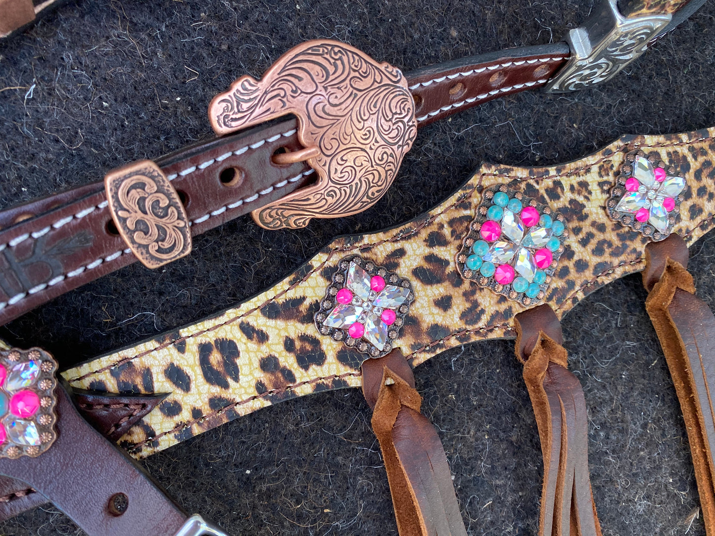 Single layer cheetah with cowboy ties