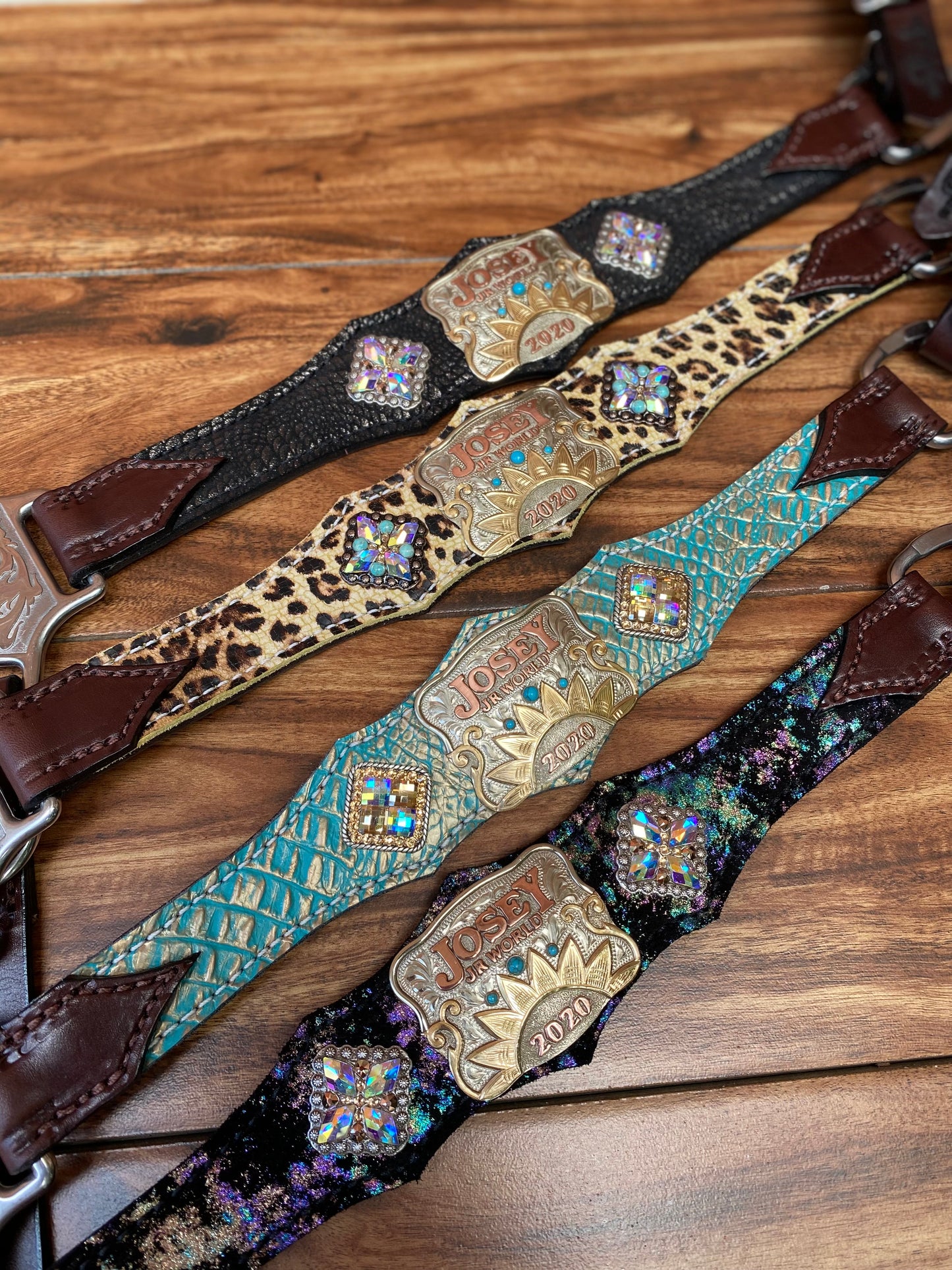 Award Breastccollars