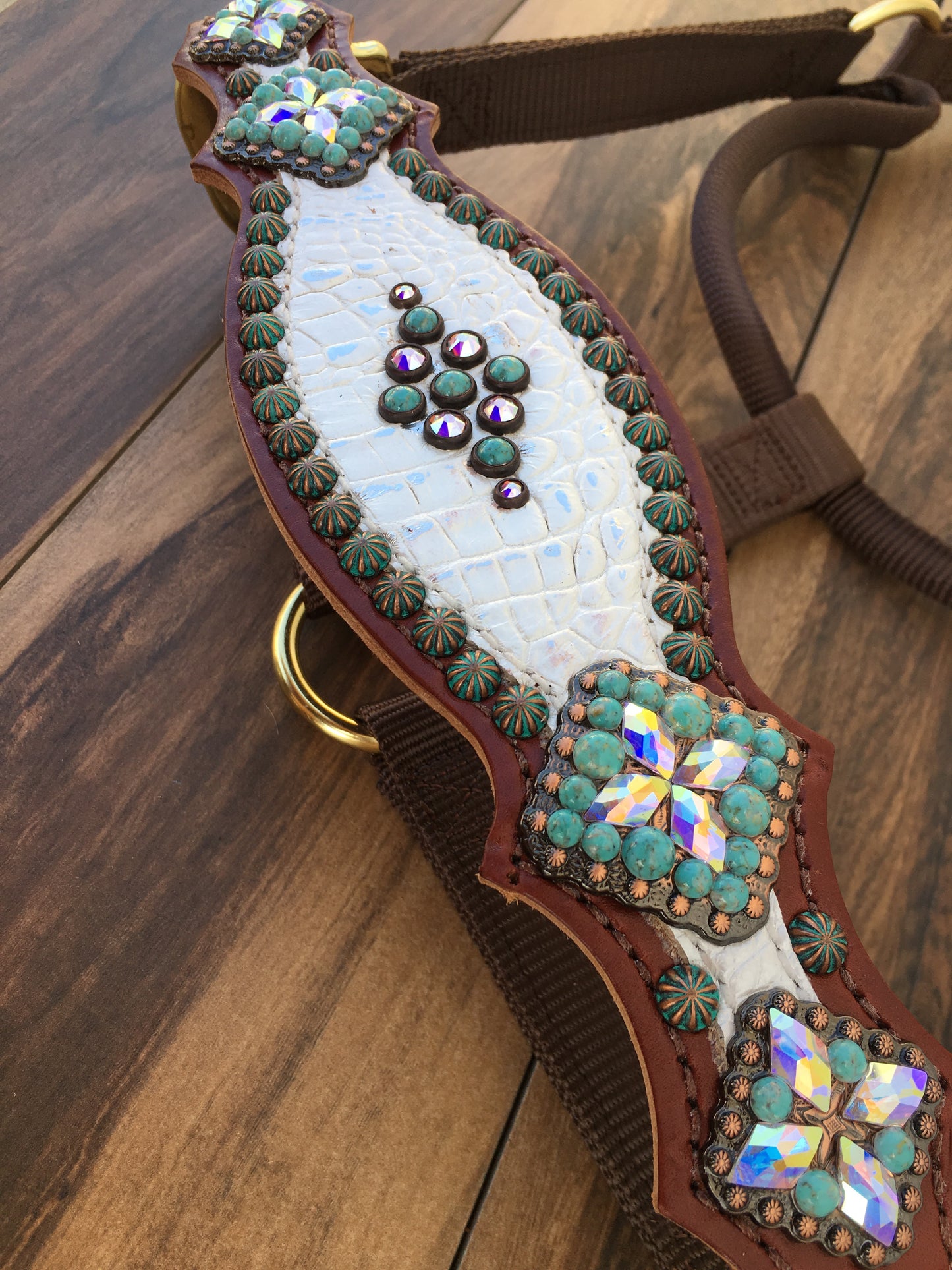 White Gator halter with patina spots