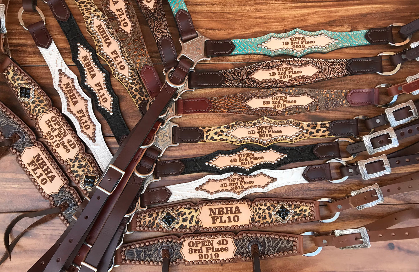 Award Breastccollars