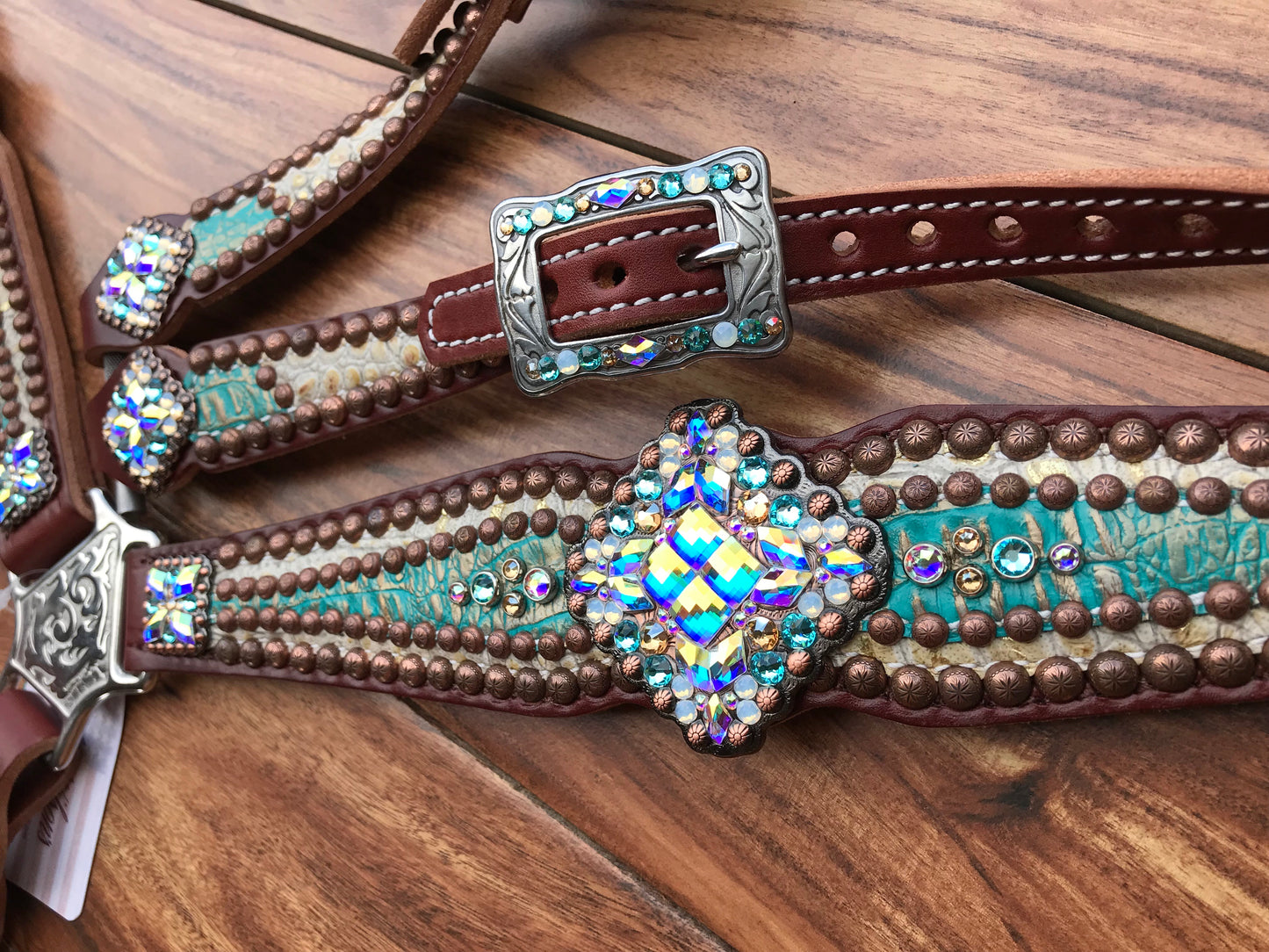 Cream Gator with Turquoise overlay and copper spots