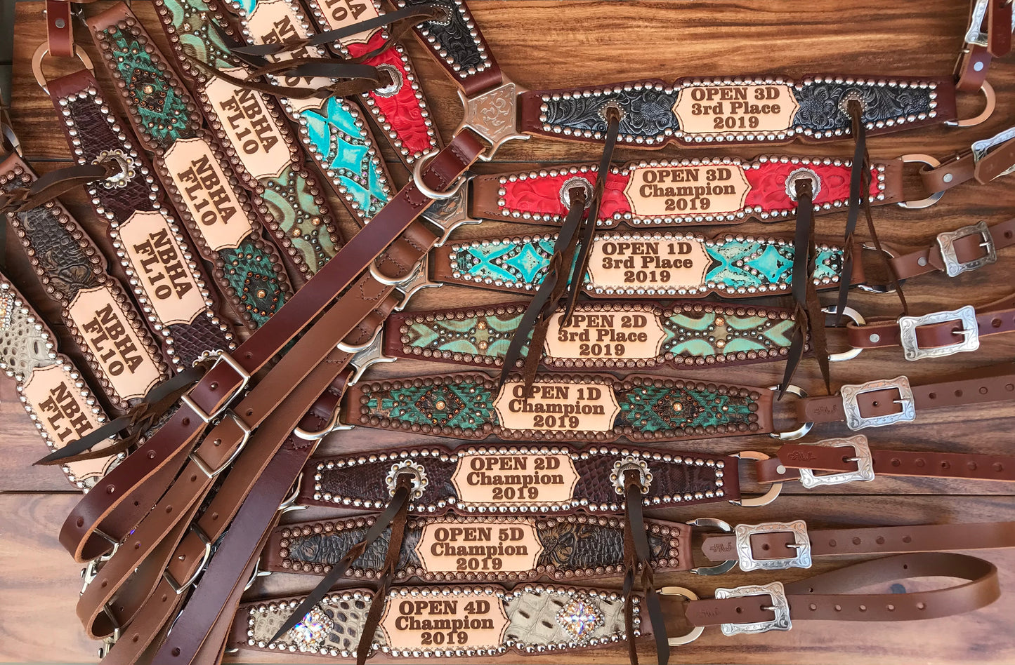 Award Breastccollars