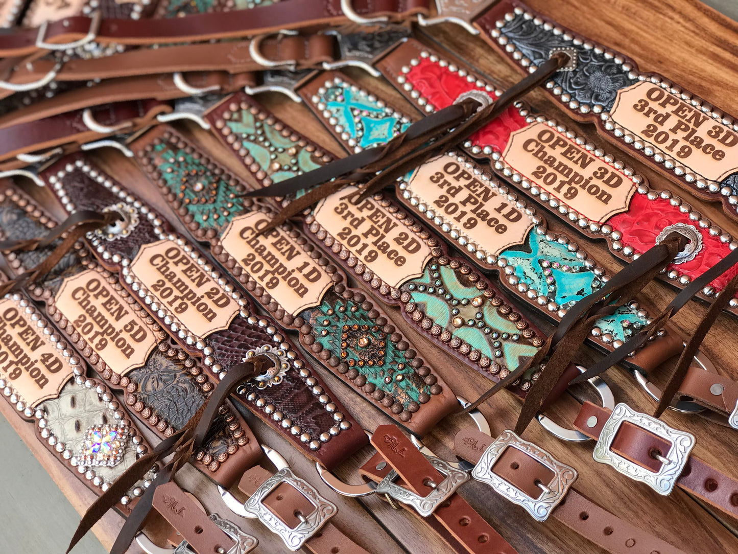 Award Breastccollars