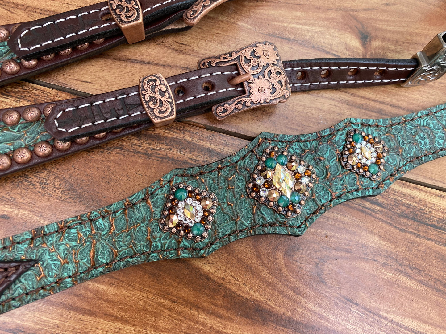 Green with copper frosting