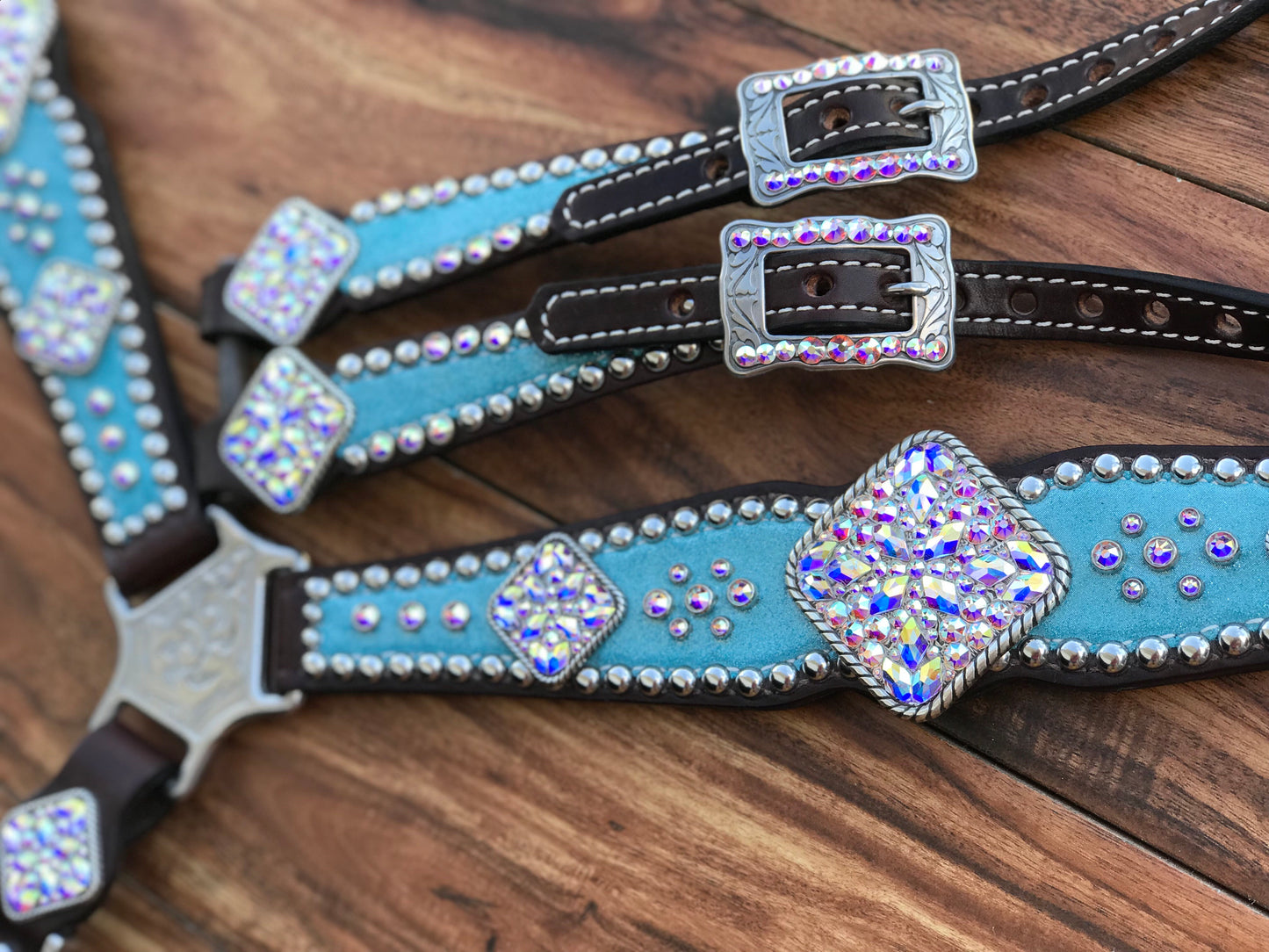 Light turquoise glitter