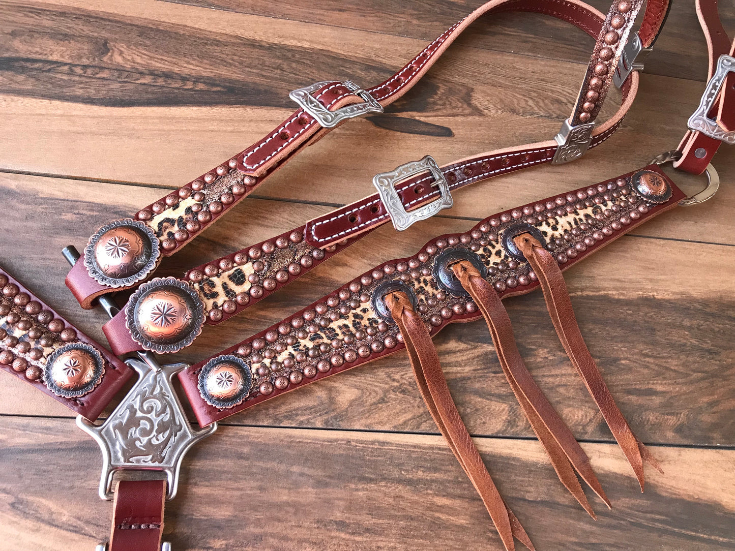 Rose Gold with cheetah overlay and cowboy strings