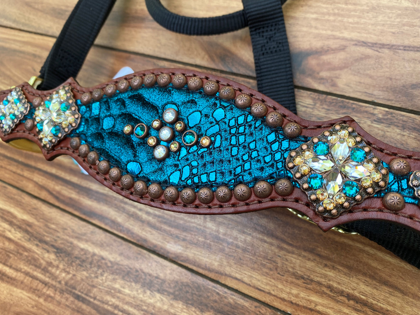 Turquoise mystic with partially frosted
