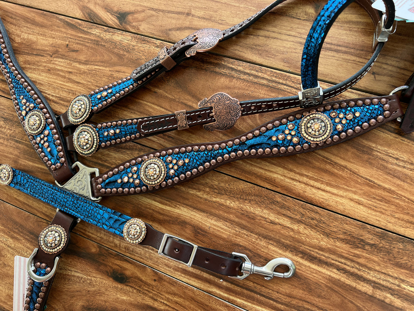Blue mystic with rope edge round conchos