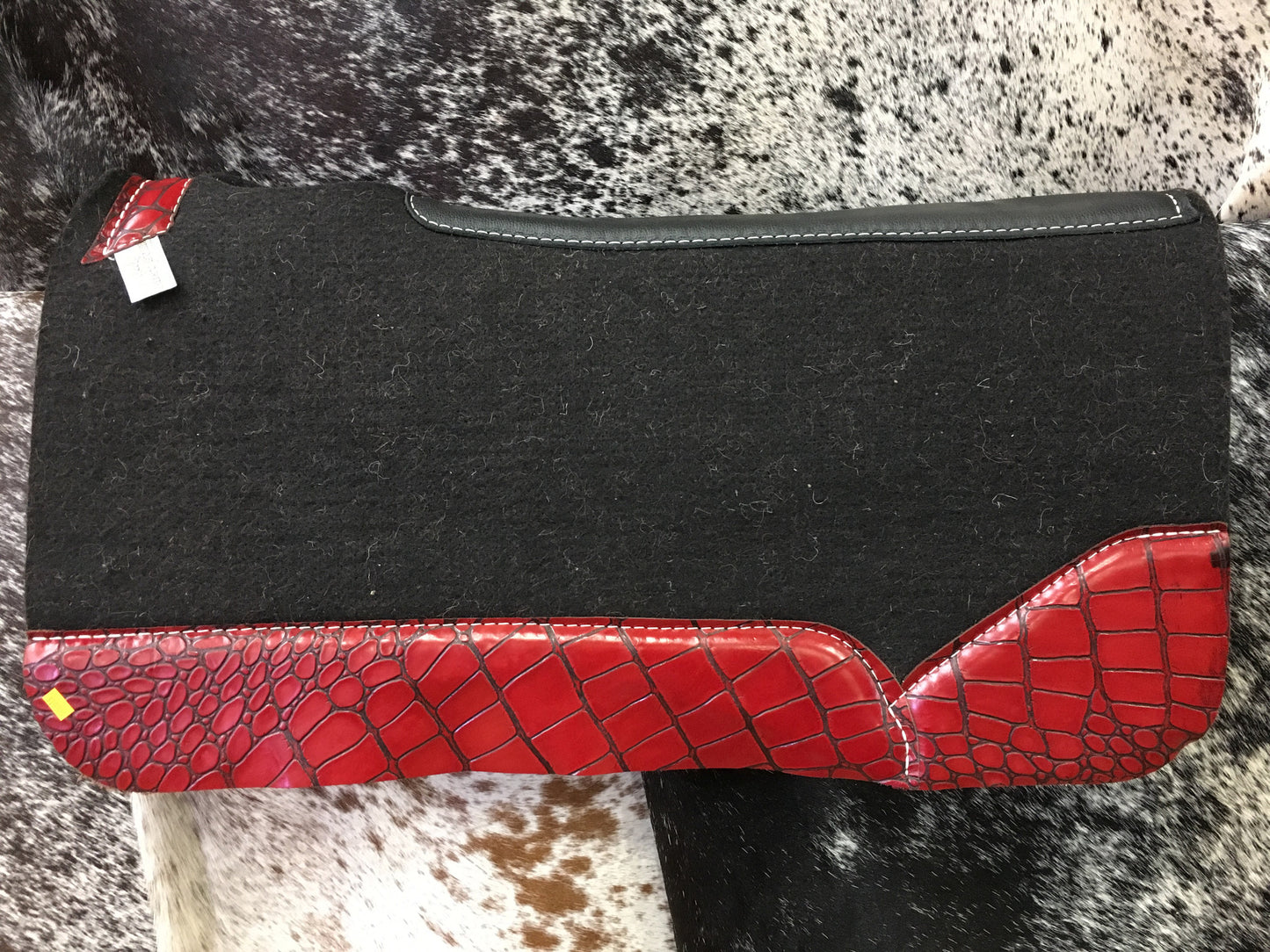 Best ever saddle pad with red monster gator wear leathers.