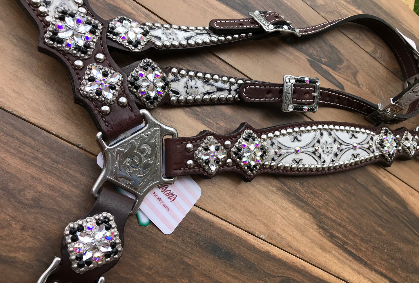 White Fleur De Lis