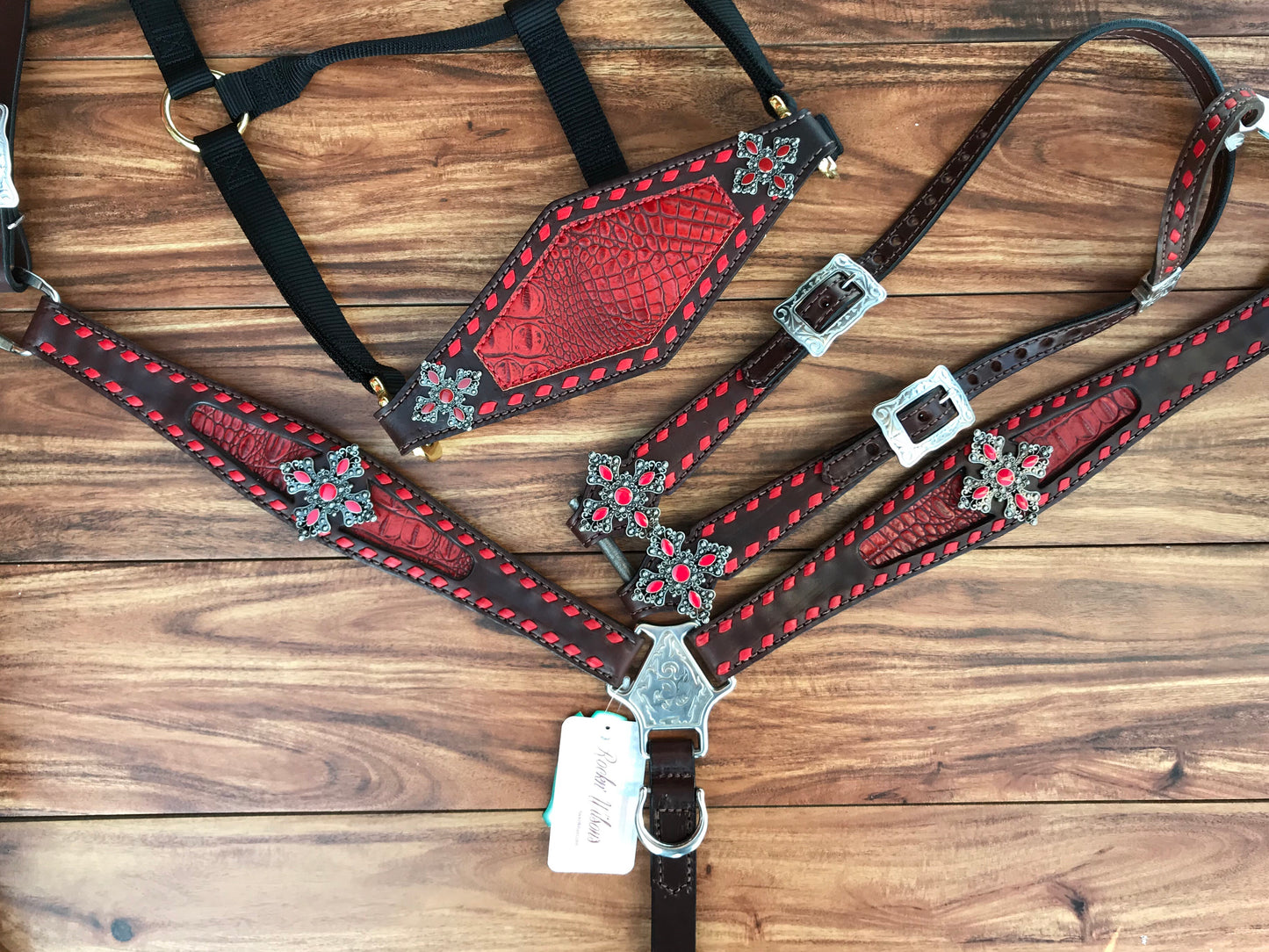 Red gator with red buckstitch