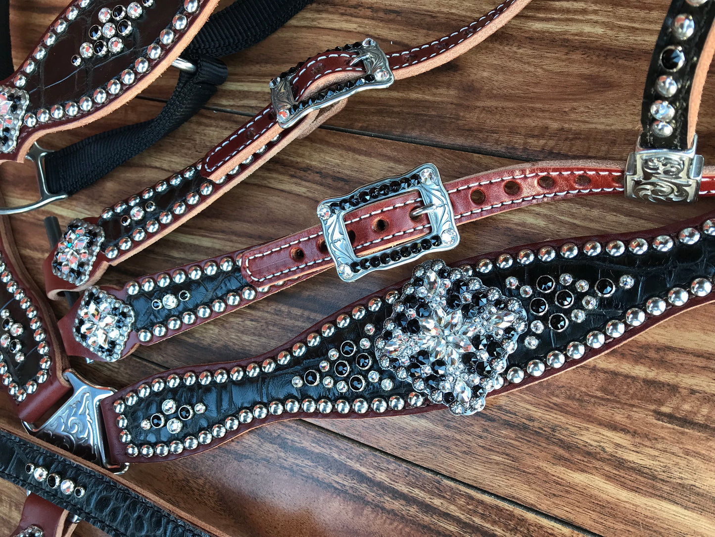 Black gator with clear and jet crystals