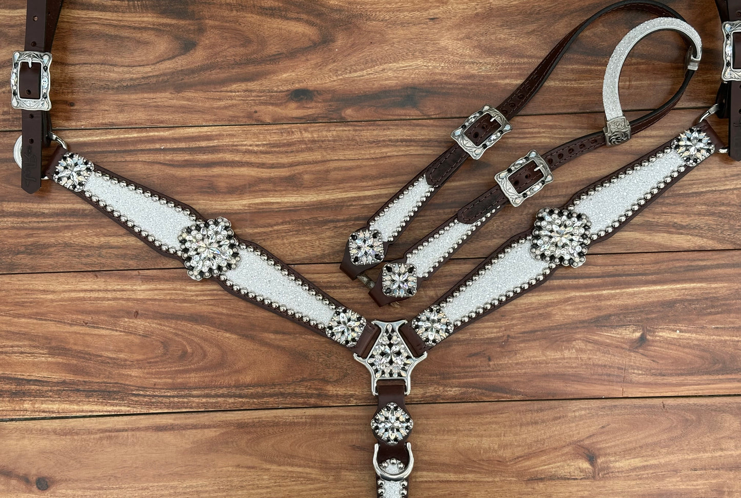 Chunky white glitter with XL conchos