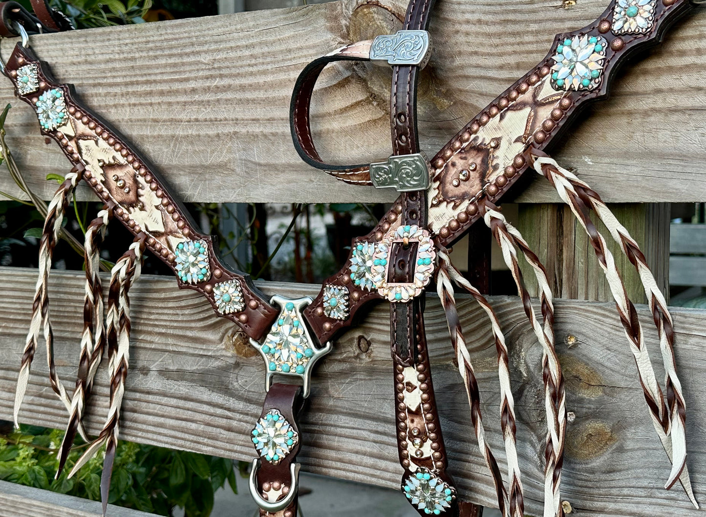 White Laredo with Turquoise