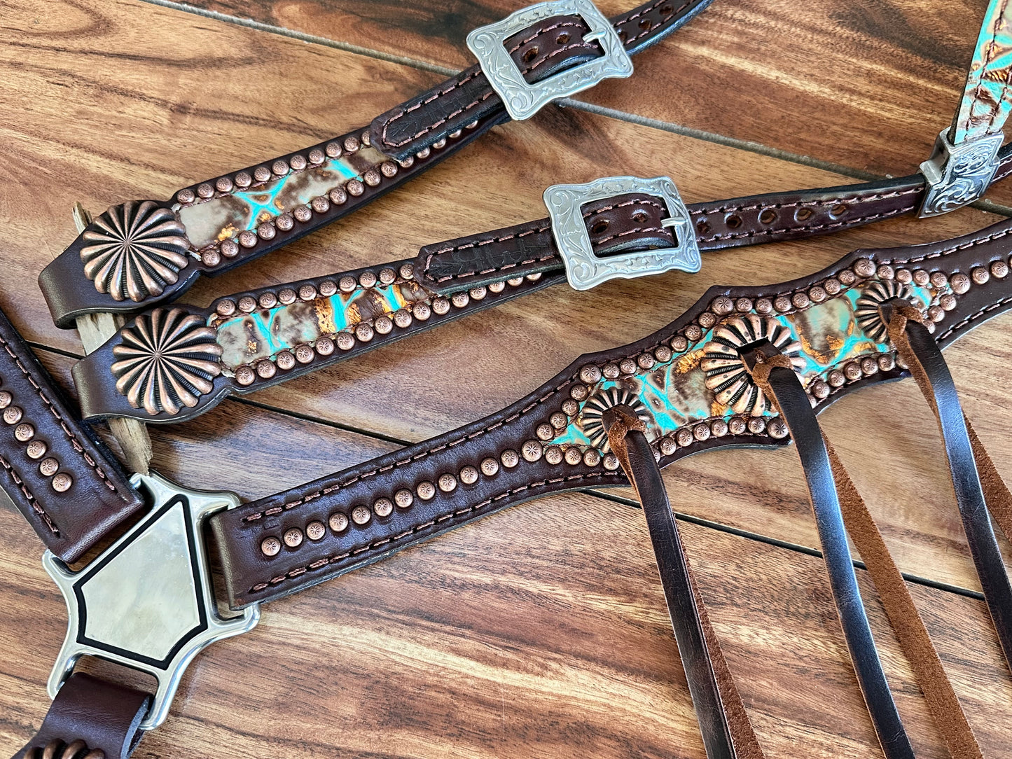 Turquoise gator with pinwheel conchos