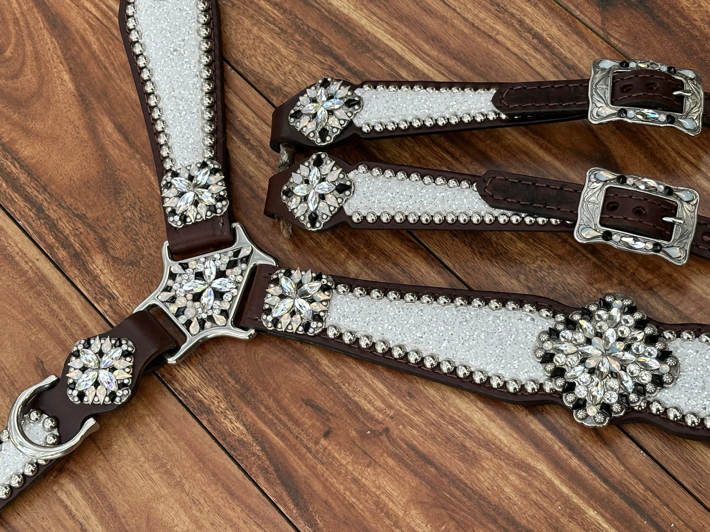 Chunky white glitter with XL conchos