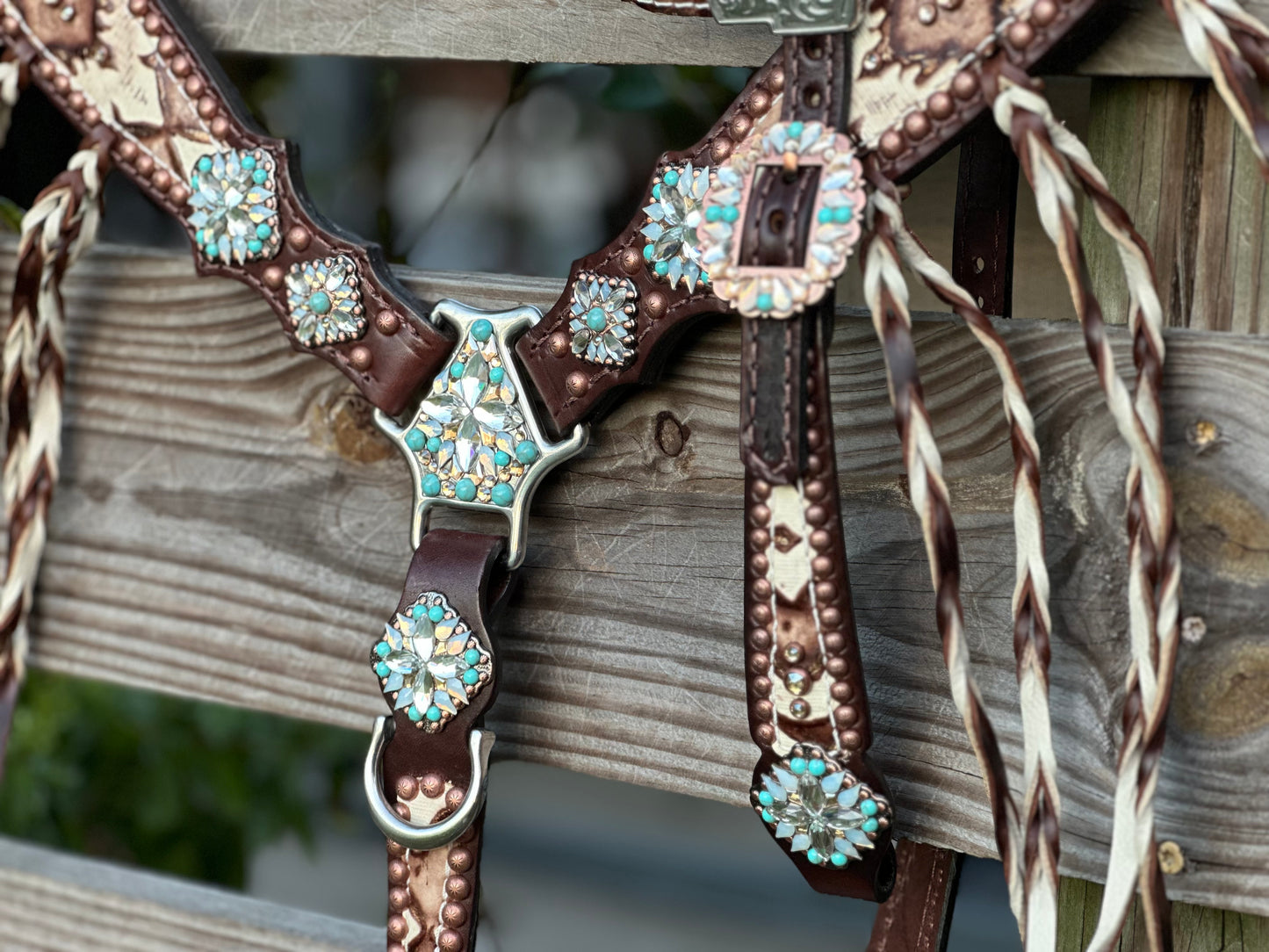 White Laredo with Turquoise