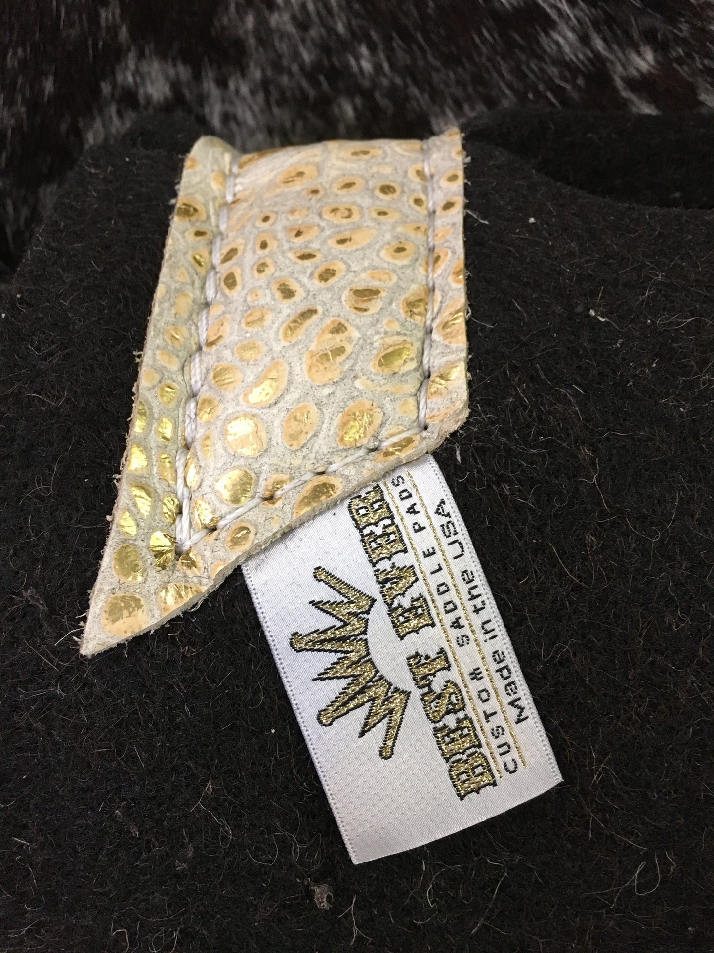 Best ever Saddle pad with cream/gold gator wear leathers